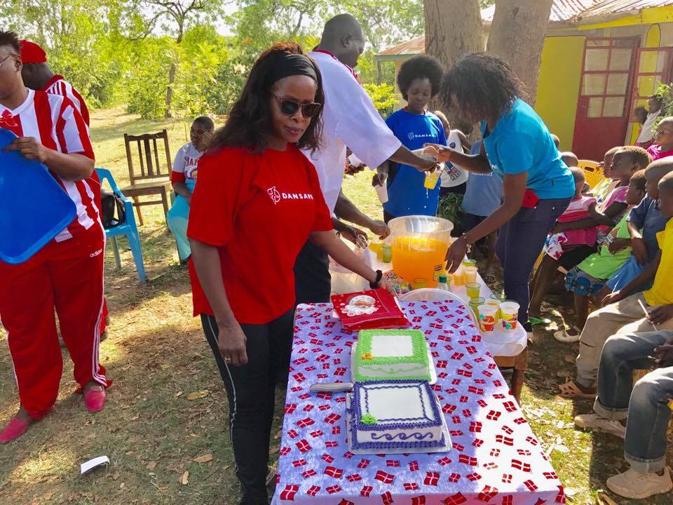 Benta Adhiambo Boyter is not only participating very much in the activities, she is also the Founder and Director of the Elizabeth Okungu Children Foundation.